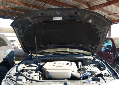 2016 Jeep Grand Cherokee Laredo z USA, uszkodzony, nr VIN 1C4RJFAG9GC414471